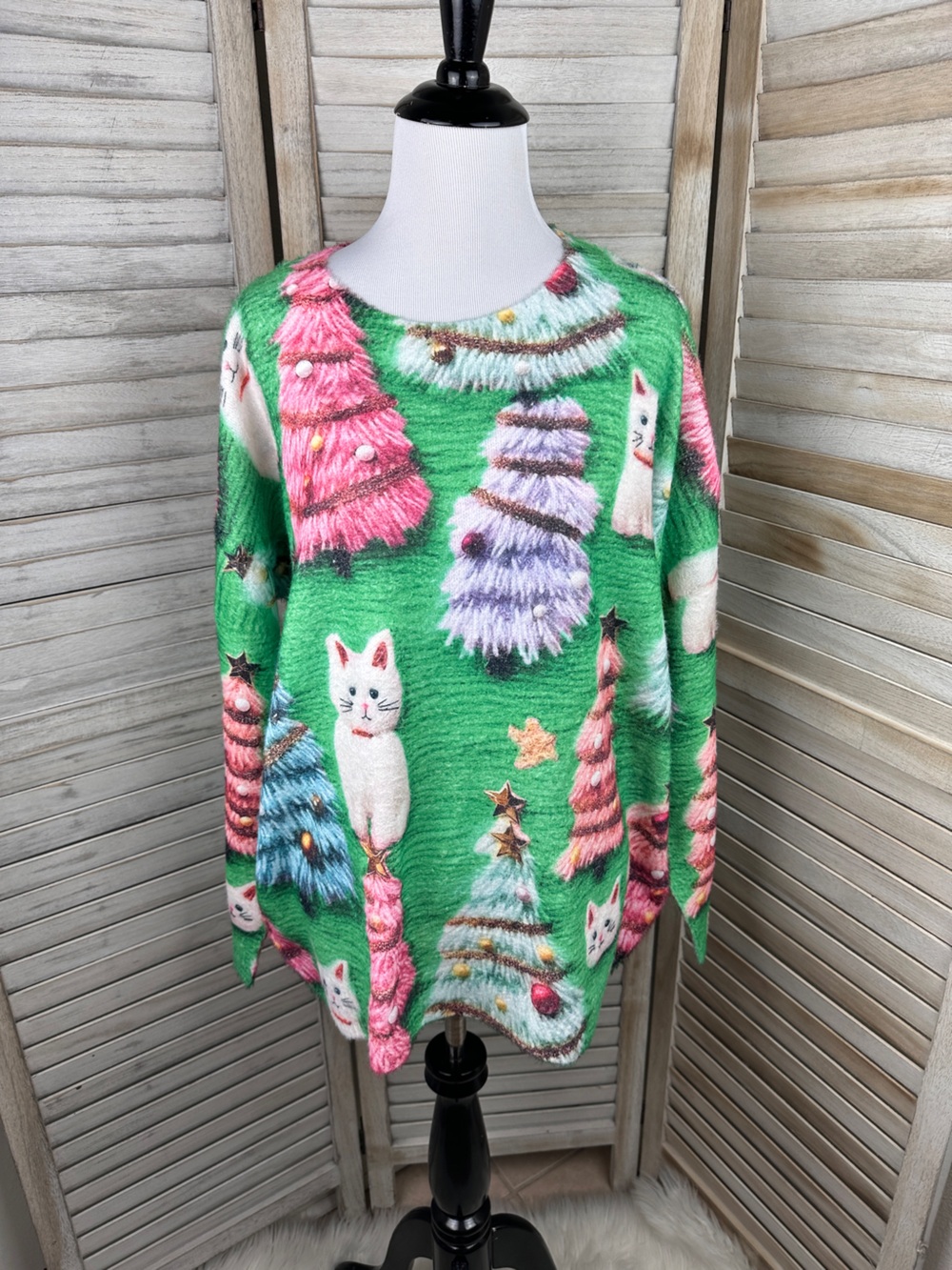 Vintage Style Cat Christmas Holiday Themed Sweater Oversized Cozy M/L